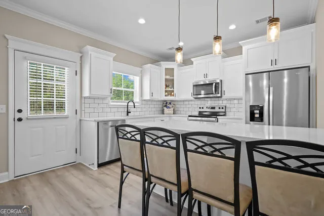105 Mangrove CT Jesup, GA 31546