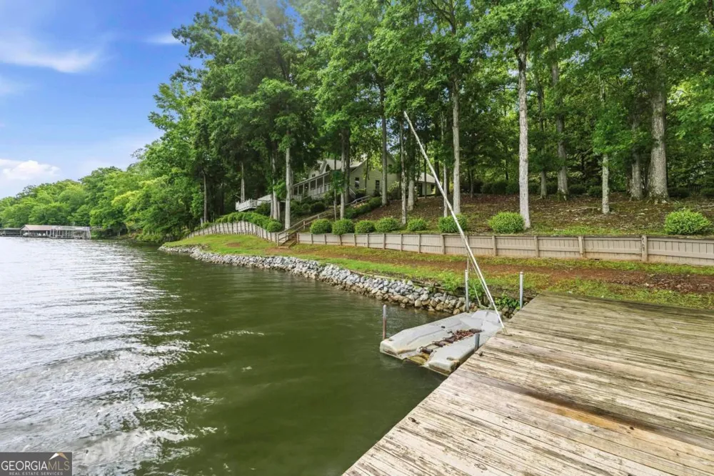 250 Village CT Sparta, GA 31087