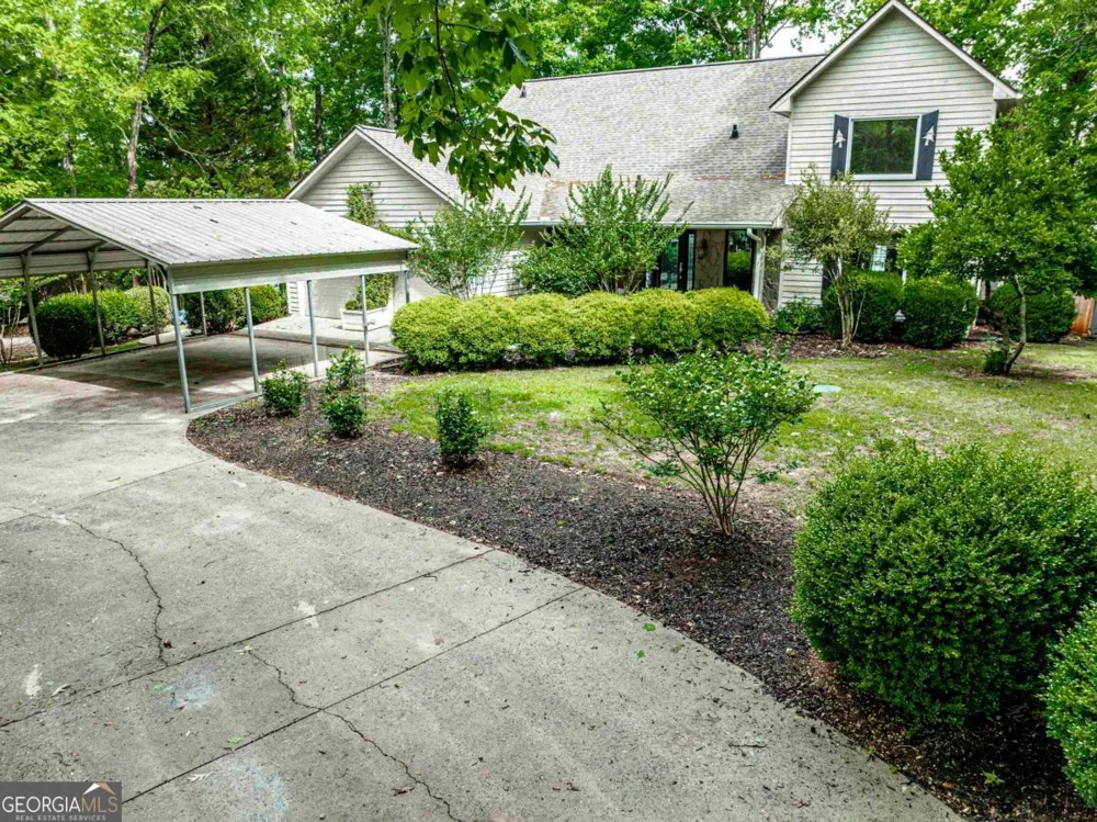 250 Village CT Sparta, GA 31087