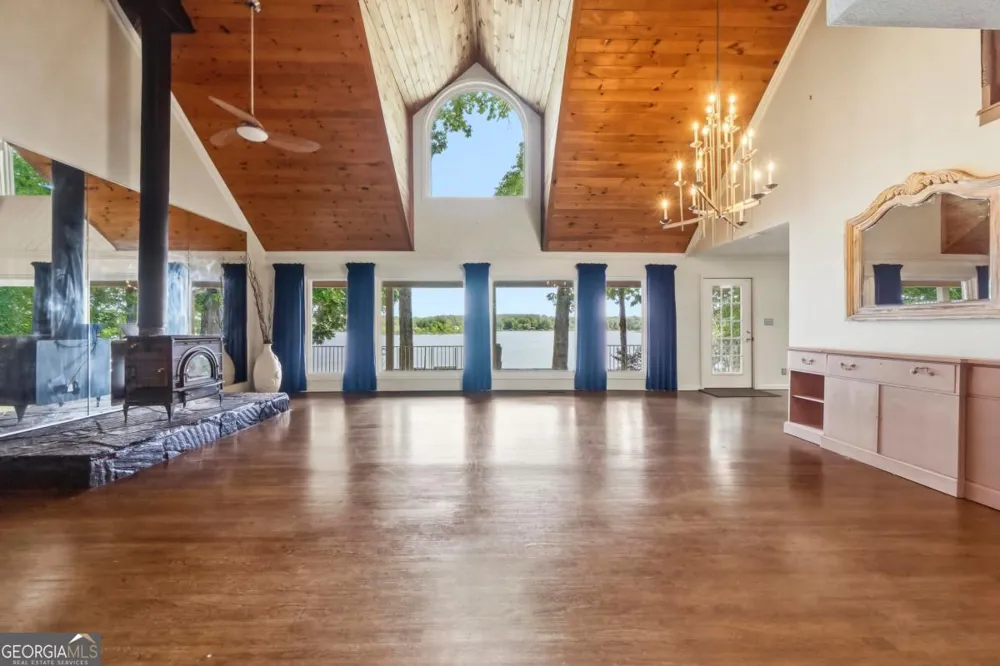 250 Village CT Sparta, GA 31087