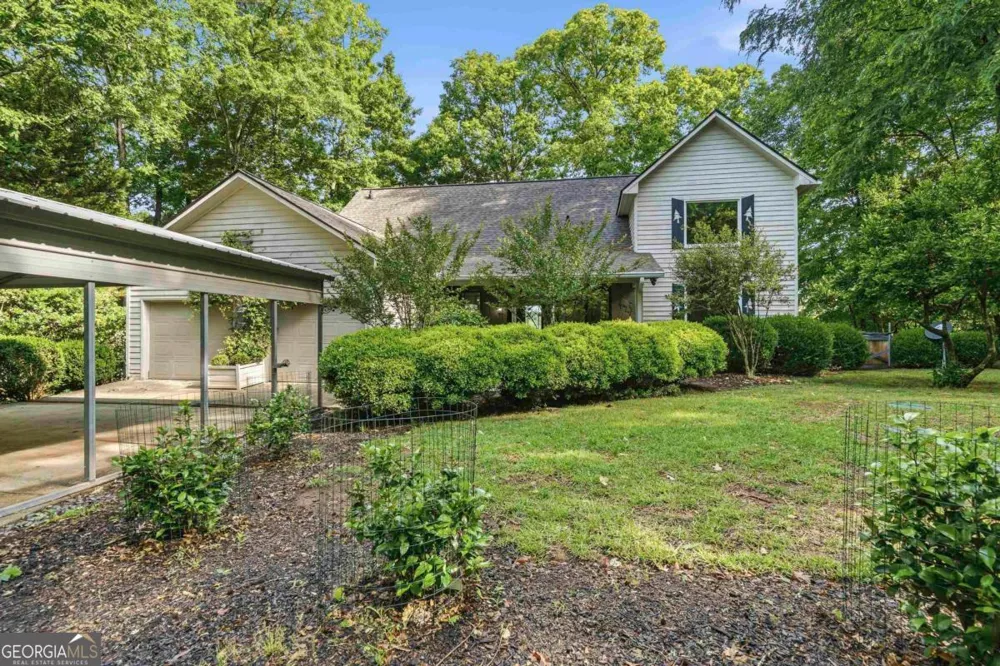 250 Village CT Sparta, GA 31087
