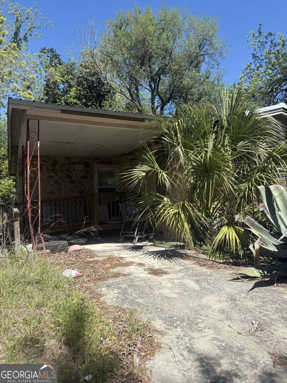 524 Martin Luther King DR Waycross, GA 31501