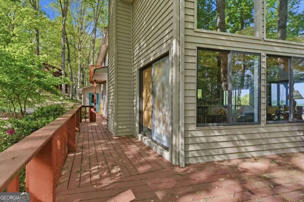 860 Frog Pond RD Hiawassee, GA 30546