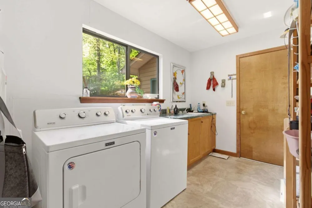 860 Frog Pond RD Hiawassee, GA 30546