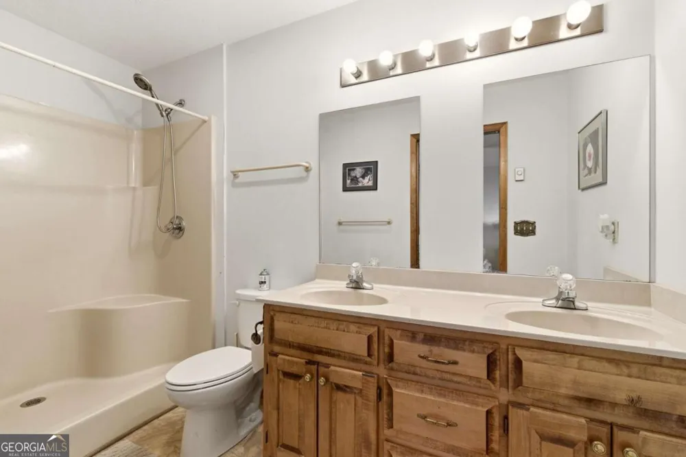 860 Frog Pond RD Hiawassee, GA 30546