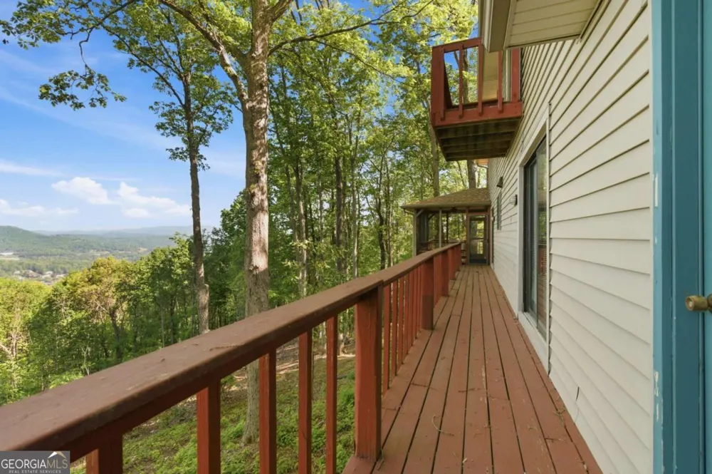 860 Frog Pond RD Hiawassee, GA 30546