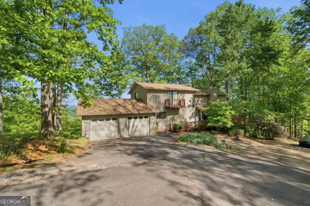 860 Frog Pond RD Hiawassee, GA 30546