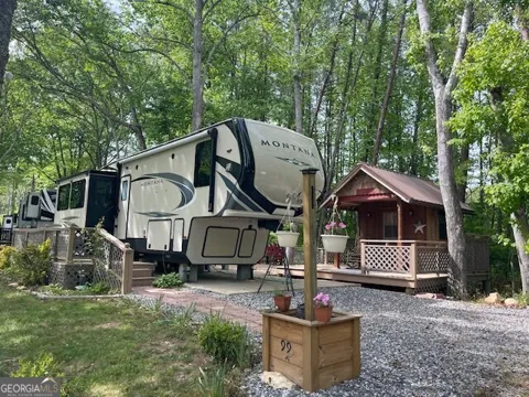 99 Moccasin LN