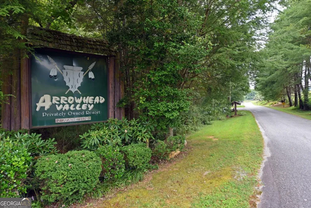 99 Moccasin LN Blairsville, GA 30512