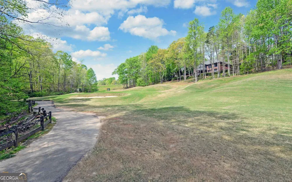 4835 Upper Berkshire RD Flowery Branch, GA 30542