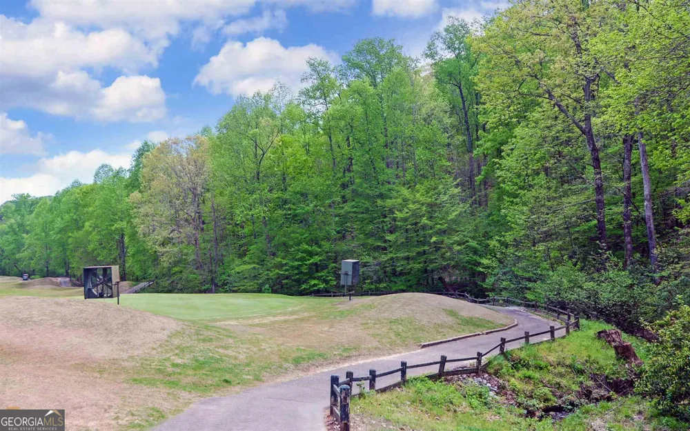 4835 Upper Berkshire RD Flowery Branch, GA 30542