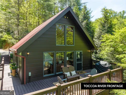145 Rocky Top RD