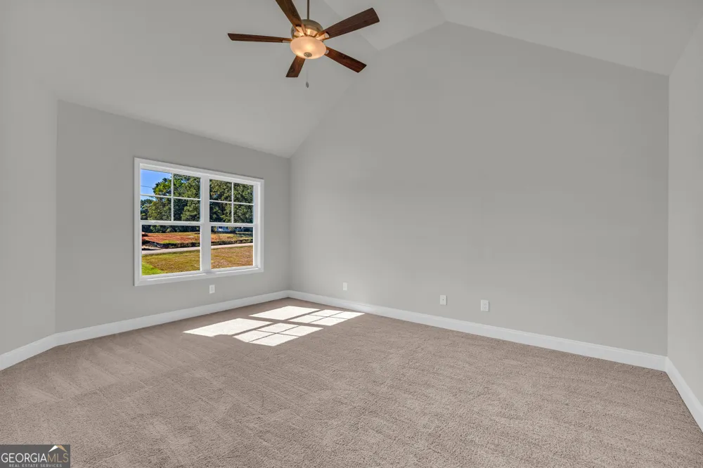 62 Sewell RD Lavonia, GA 30553