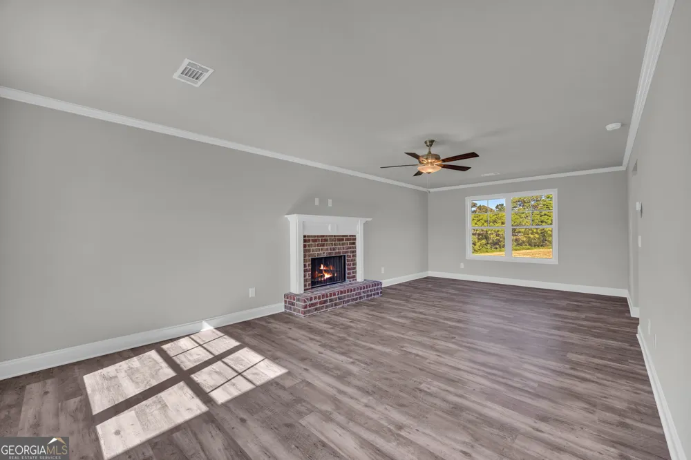 62 Sewell RD Lavonia, GA 30553