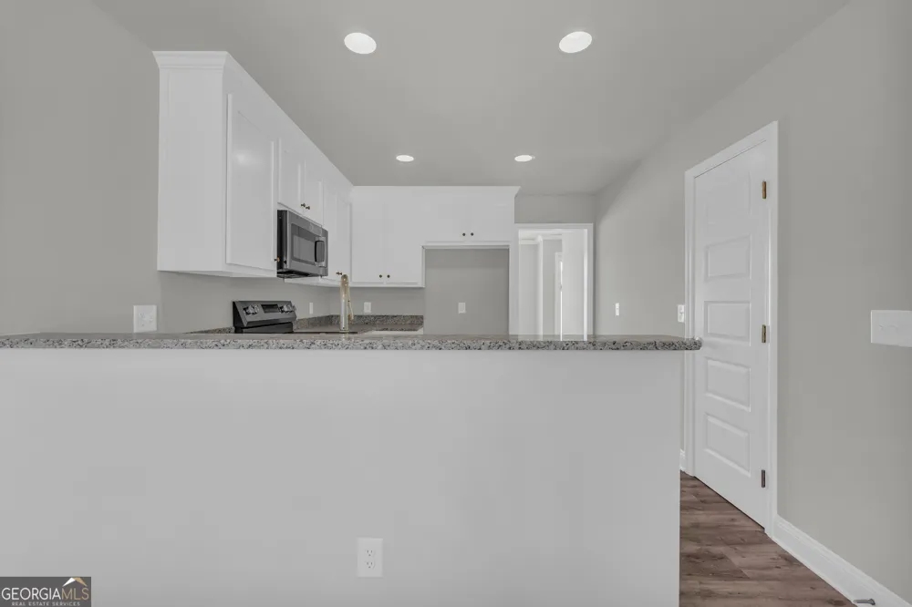 62 Sewell RD Lavonia, GA 30553