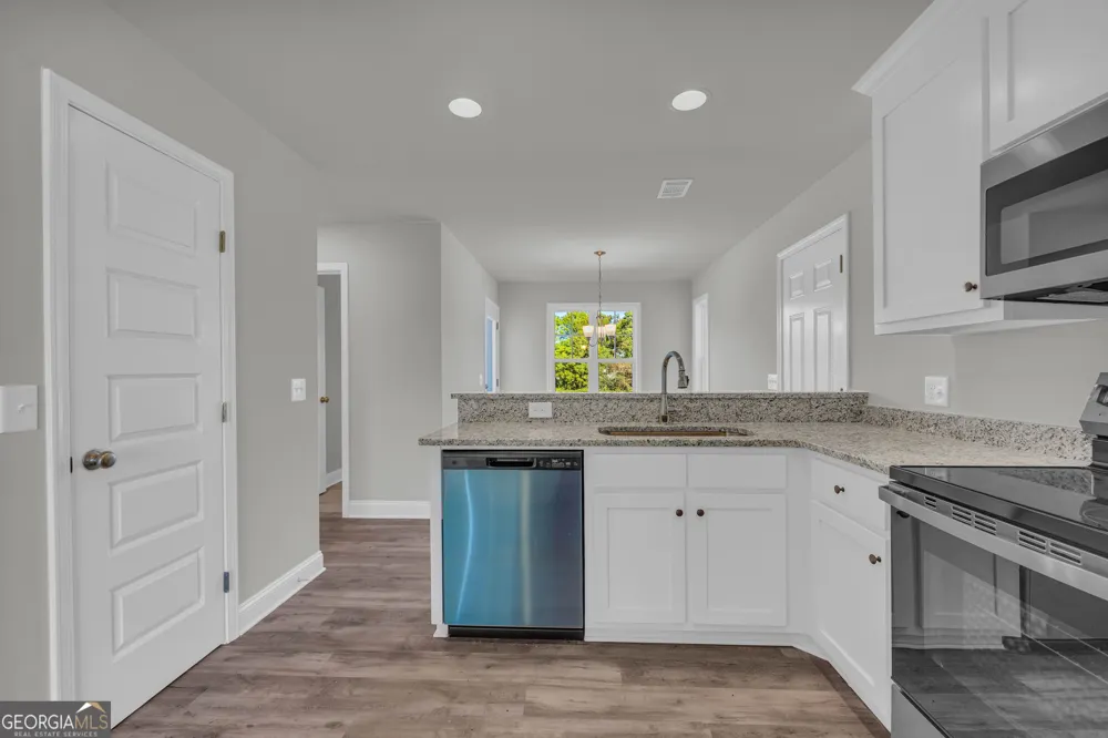 62 Sewell RD Lavonia, GA 30553