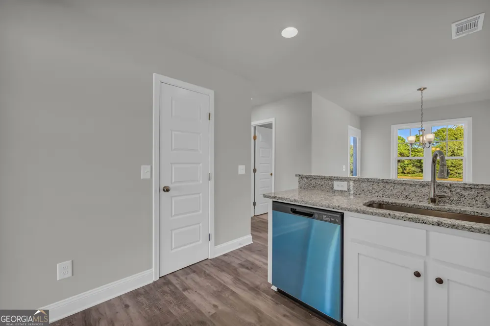 62 Sewell RD Lavonia, GA 30553