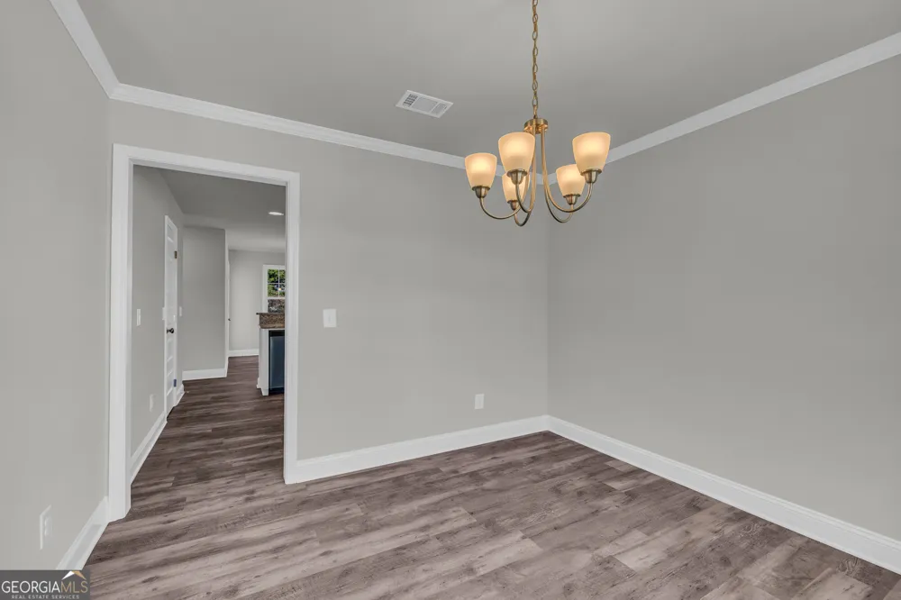 62 Sewell RD Lavonia, GA 30553