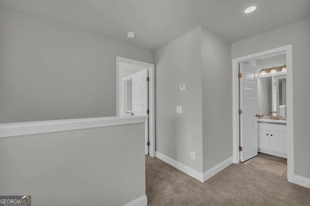 62 Sewell RD Lavonia, GA 30553