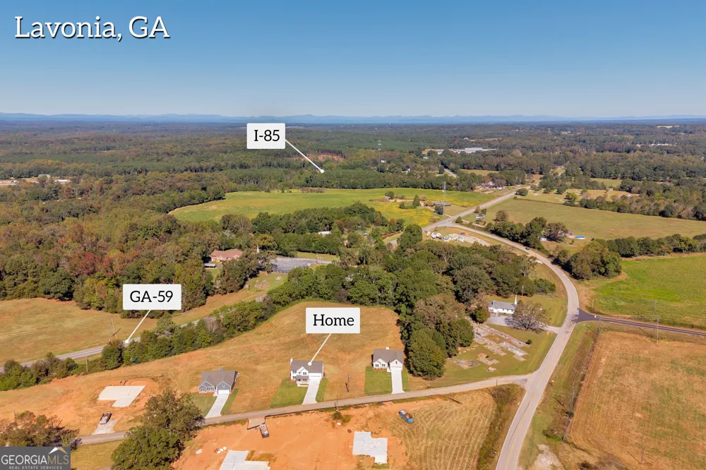 62 Sewell RD Lavonia, GA 30553