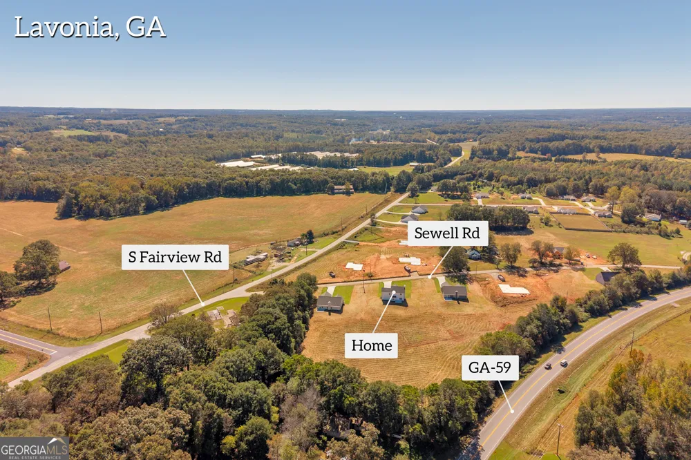 62 Sewell RD Lavonia, GA 30553