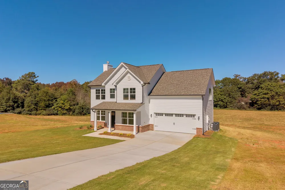 62 Sewell RD Lavonia, GA 30553