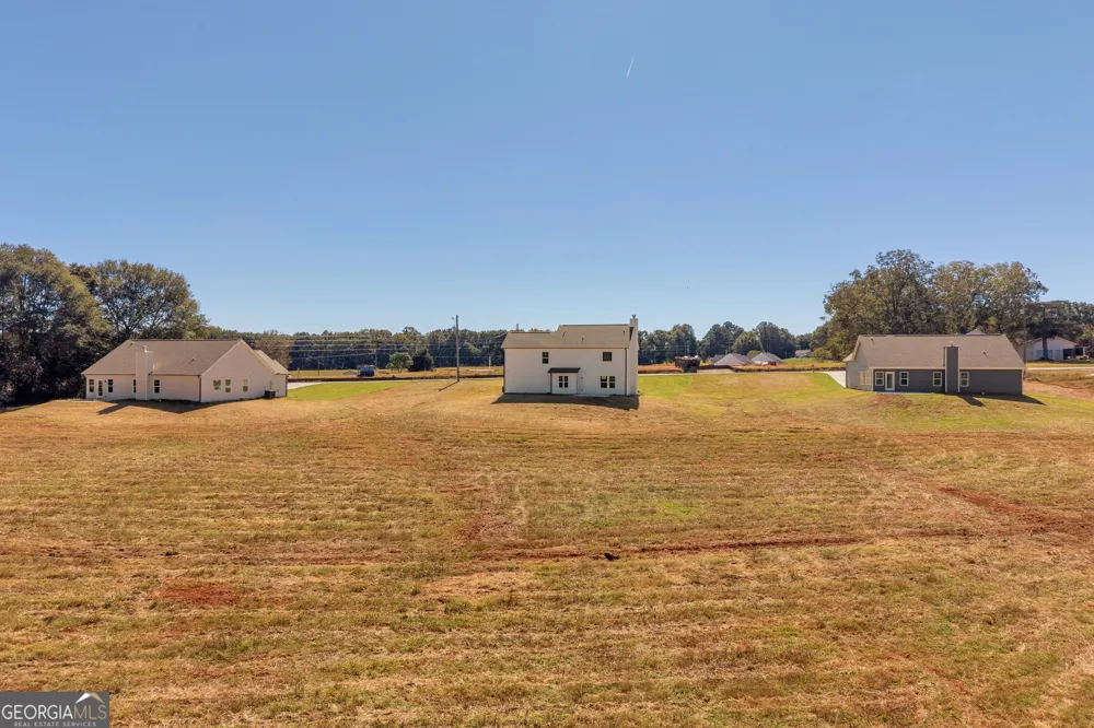 62 Sewell RD Lavonia, GA 30553