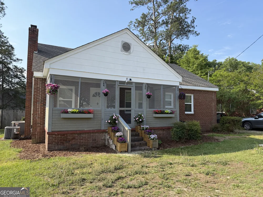 225 Gordon ST Thomson, GA 30824