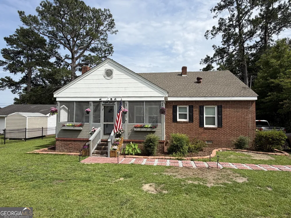 225 Gordon ST Thomson, GA 30824