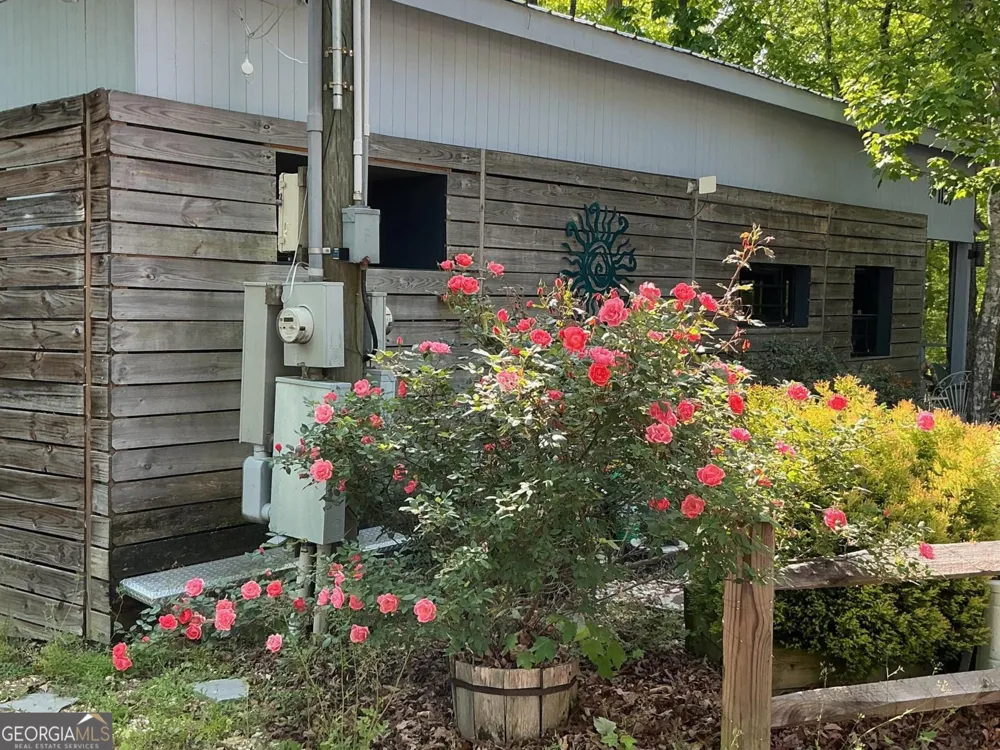 1157 Mountain Shadows DR Cleveland, GA 30528