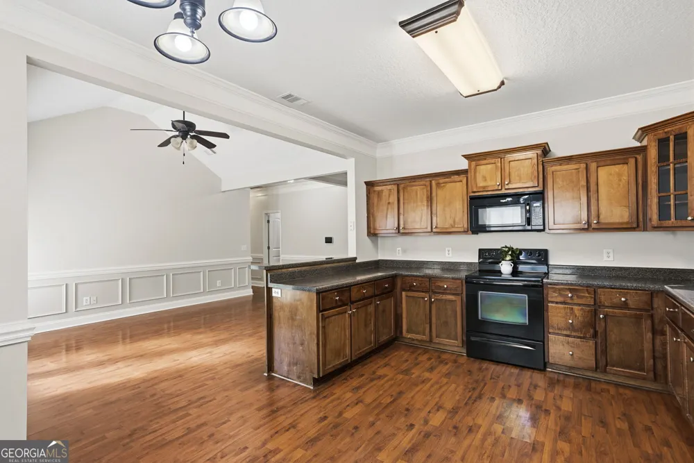 370 Carson ST NE Ludowici, GA 31316