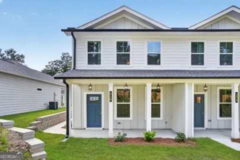 210 Maddux ST
