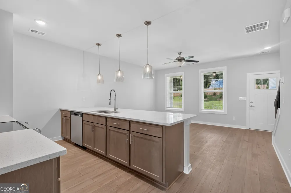 210 Maddux ST Fayetteville, GA 30214