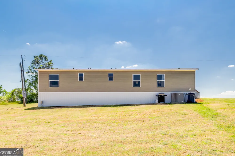 559 Evergreen Church RD Cobbtown, GA 30420