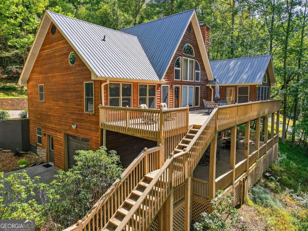 324 Cooper Creek DR Suches, GA 30572