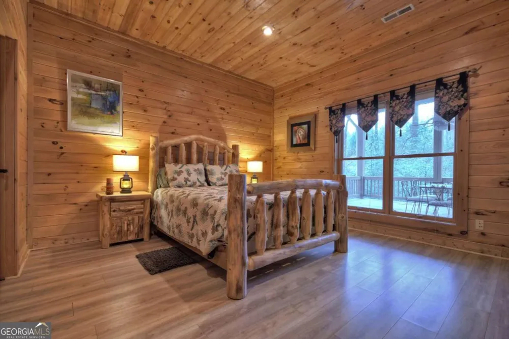 324 Cooper Creek DR Suches, GA 30572