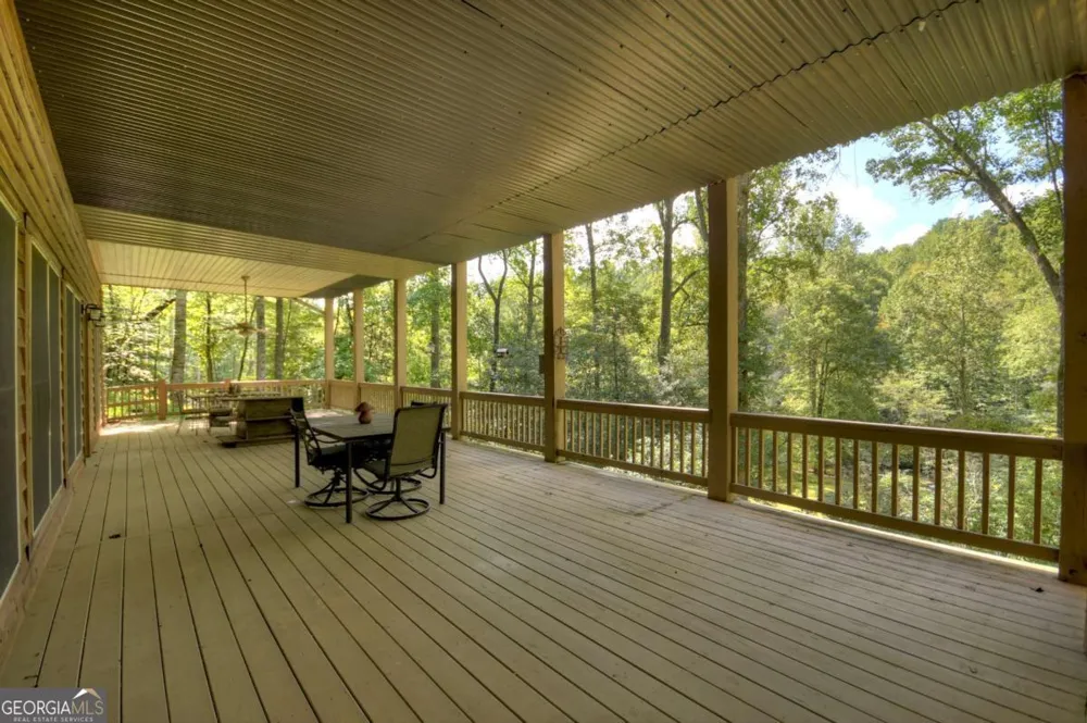 324 Cooper Creek DR Suches, GA 30572