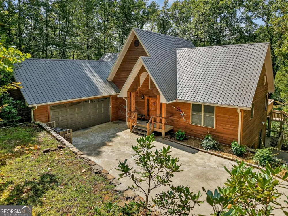 324 Cooper Creek DR Suches, GA 30572