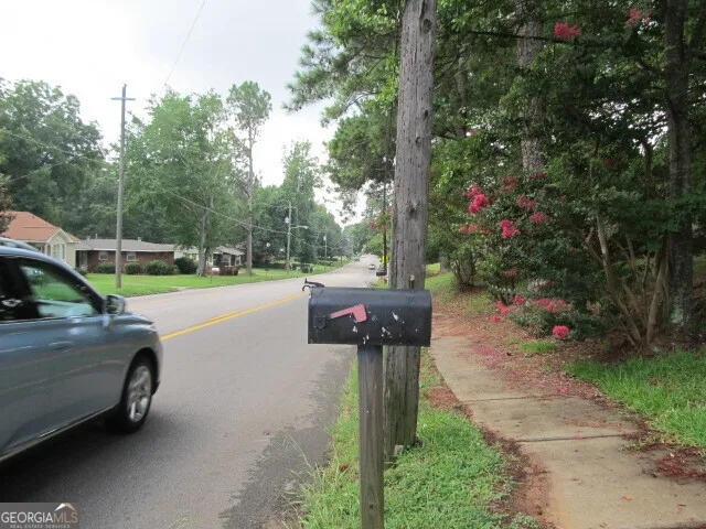 737 N Greenwood ST LaGrange, GA 30240