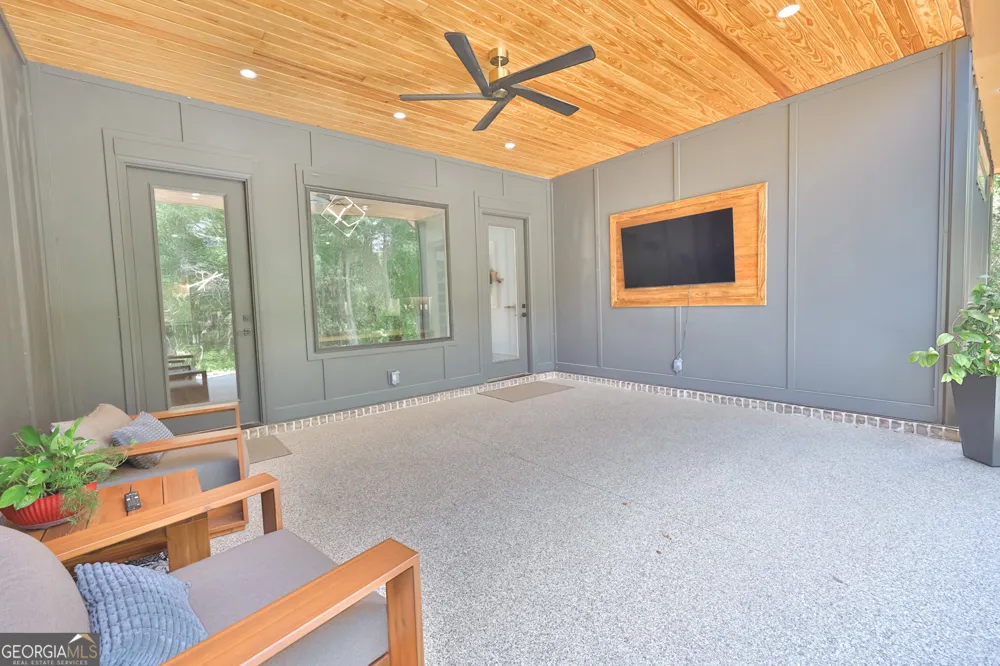 6034 Turkey Oak RD Blackshear, GA 31516