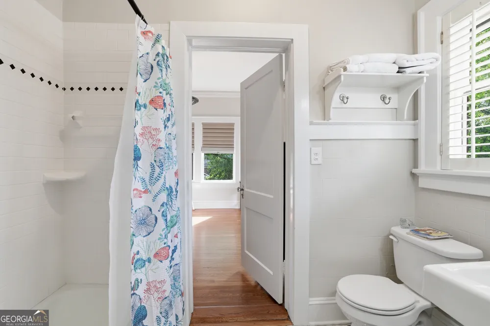 760 E Tugalo ST Toccoa, GA 30577