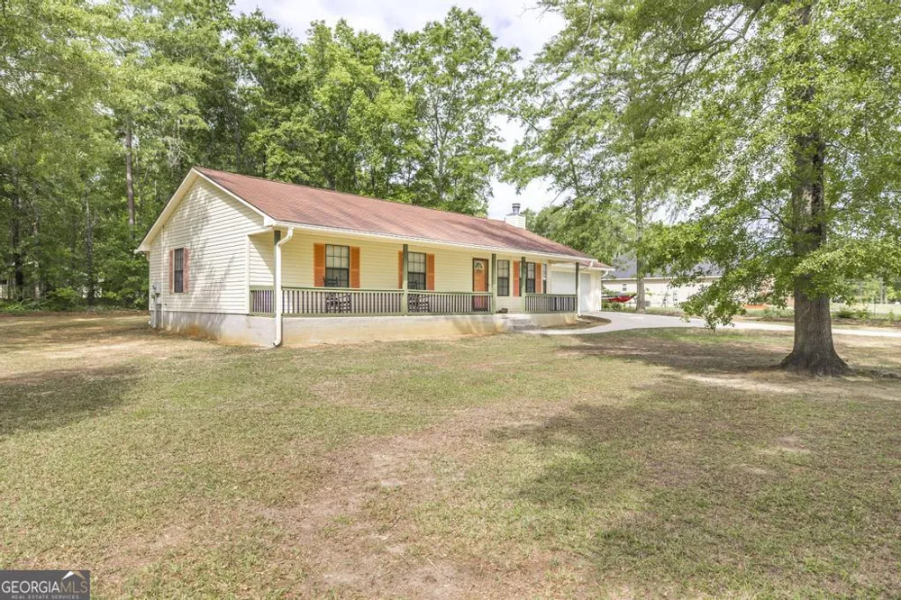 904 Robinhood RD Dublin, GA 31021