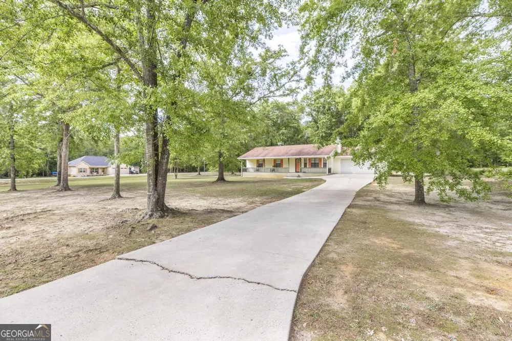904 Robinhood RD Dublin, GA 31021