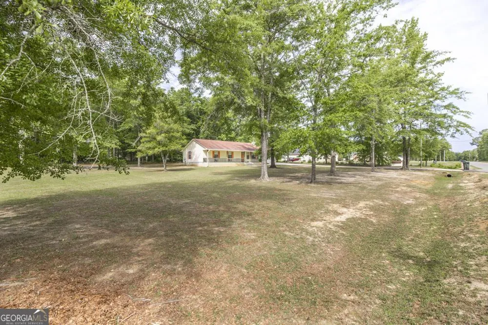 904 Robinhood RD Dublin, GA 31021