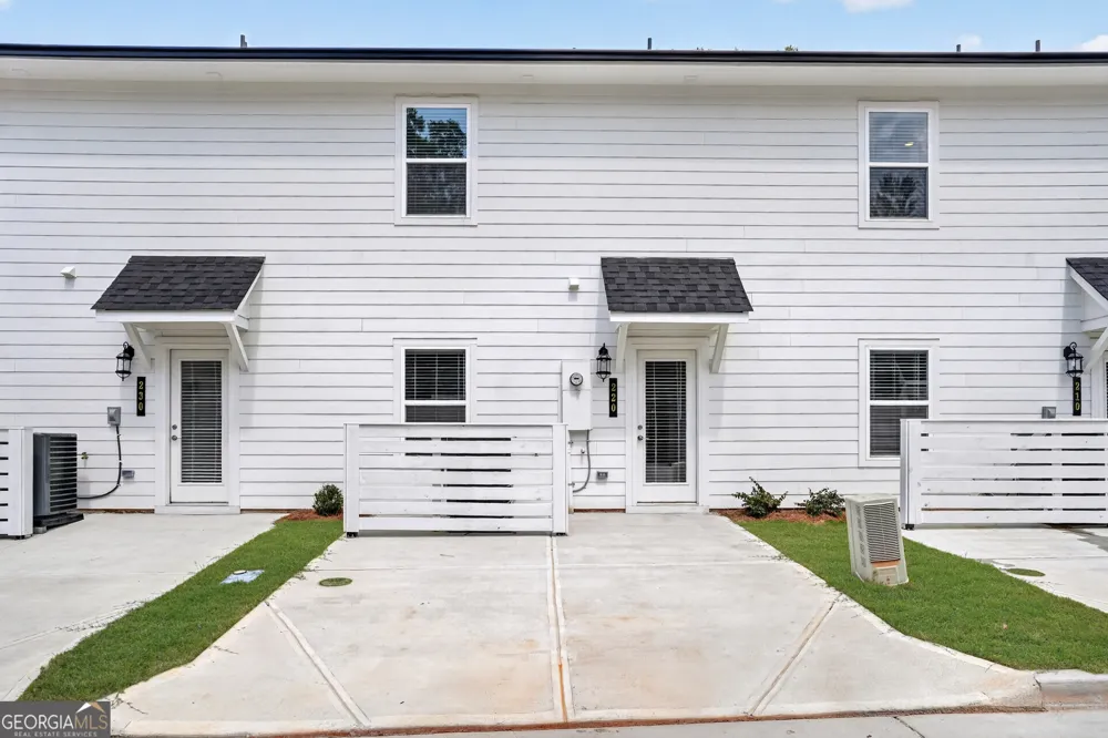 220 Maddux ST Fayetteville, GA 30214