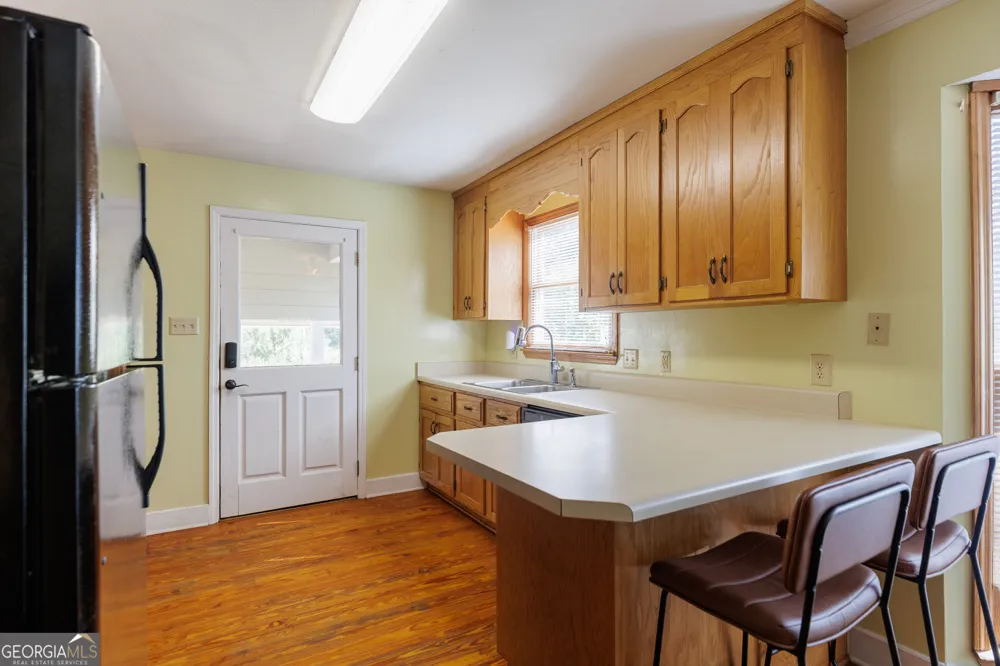 2303 S Sherwood DR Valdosta, GA 31602