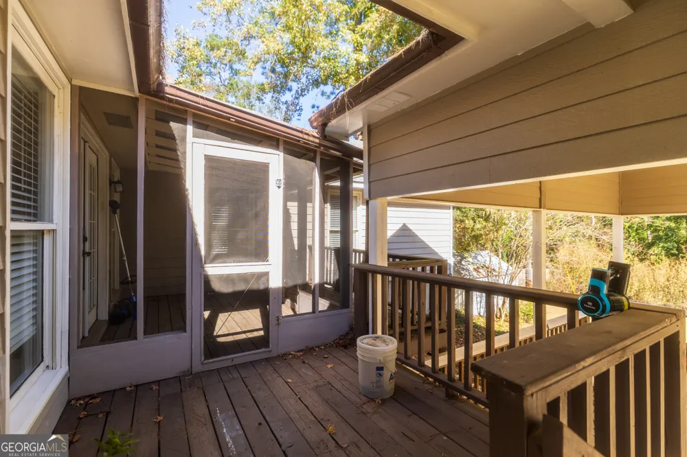 2303 S Sherwood DR Valdosta, GA 31602