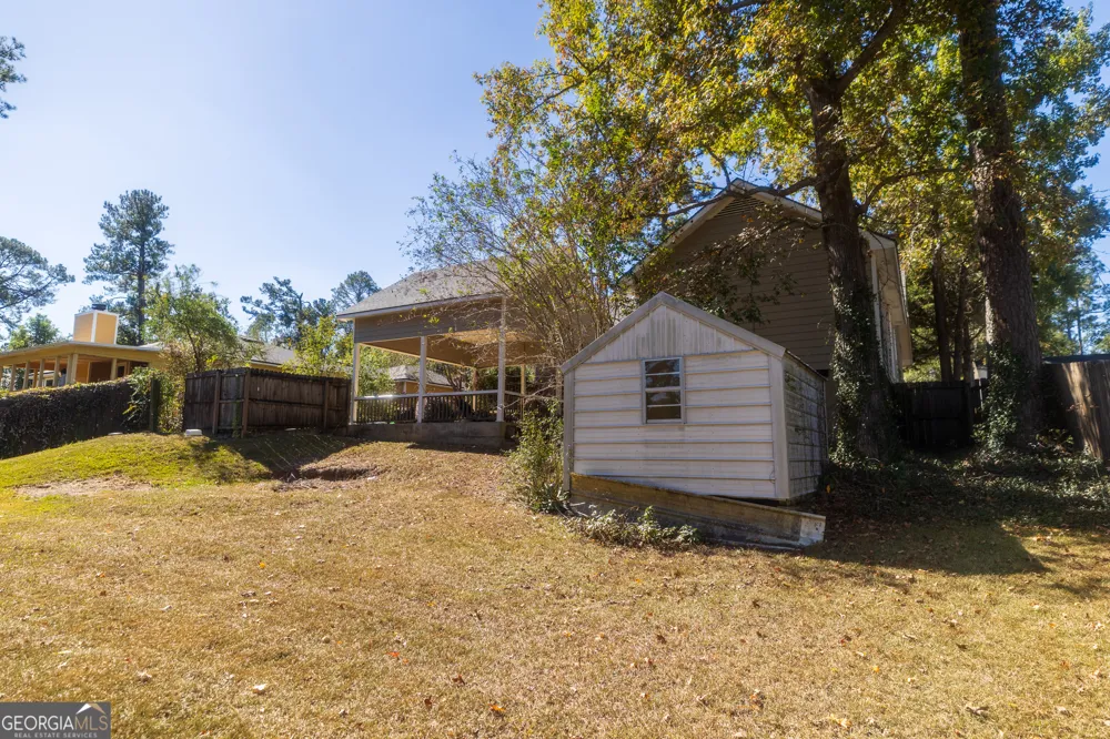 2303 S Sherwood DR Valdosta, GA 31602