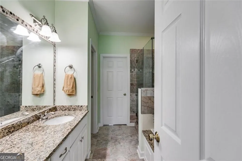 110 Pond View PT LaGrange, GA 30240