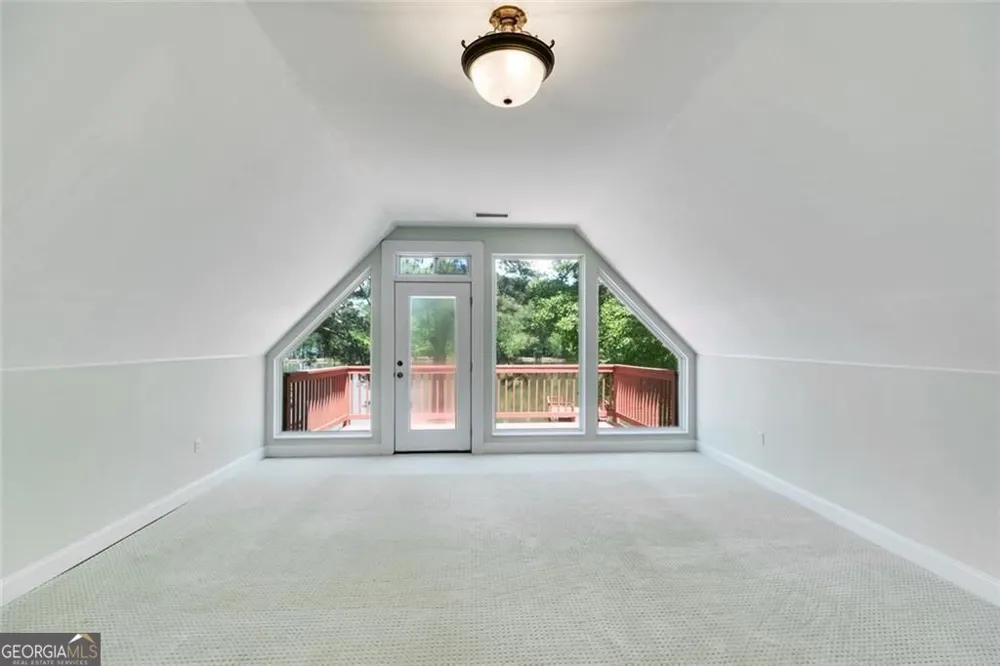 110 Pond View PT LaGrange, GA 30240